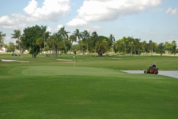 Golf Course Maintenance in Bethlehem